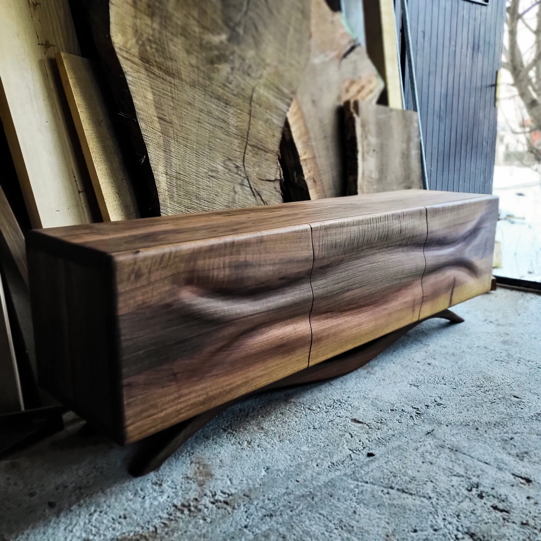 Val komoda, pareni orah, 170 cm širine