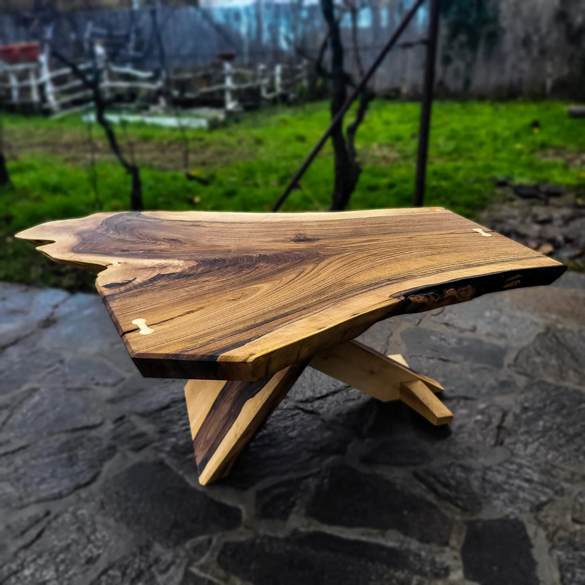 Rašljar, domaći orah, 100 x 90-50 cm 