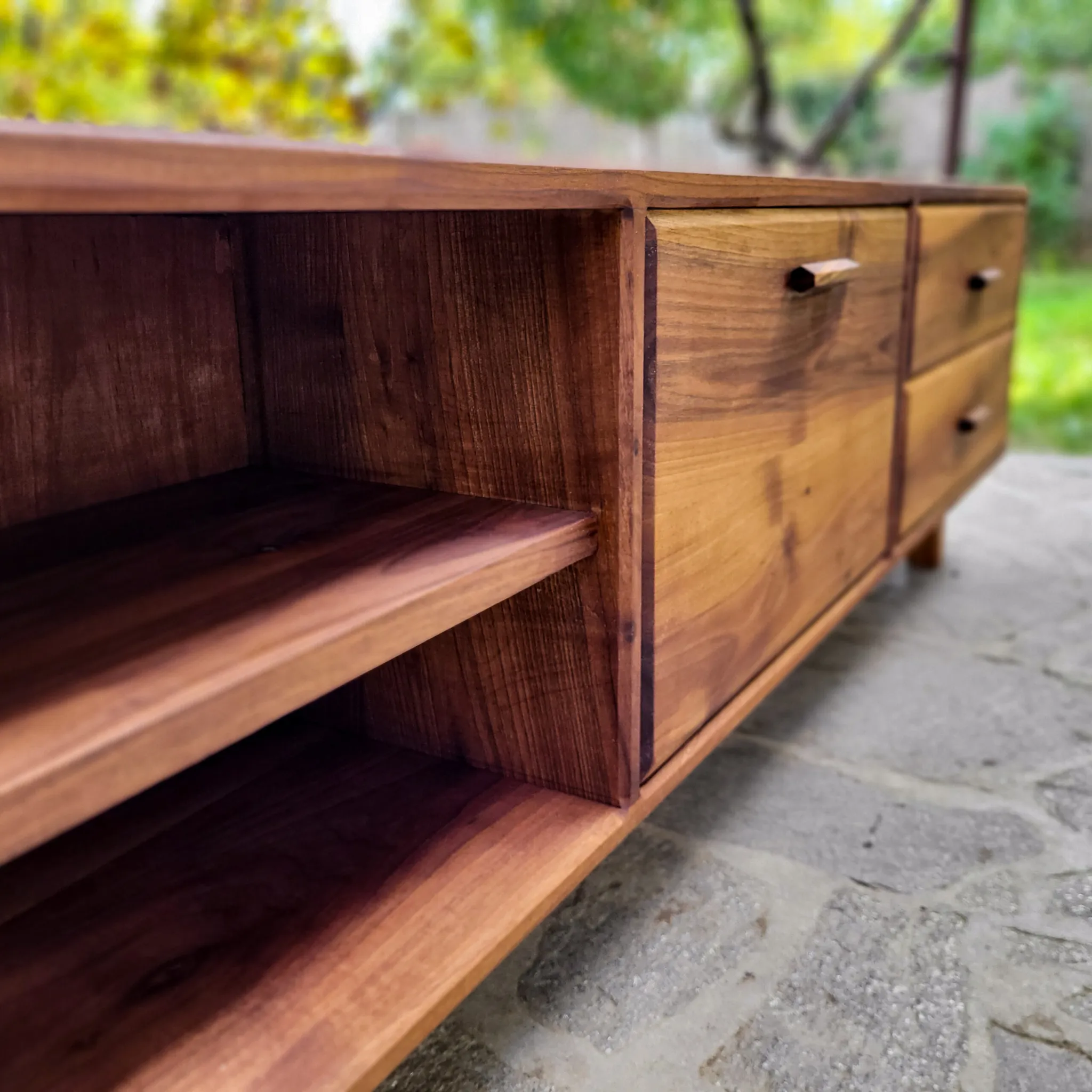 Elena, pareni orah, 180 cm širine