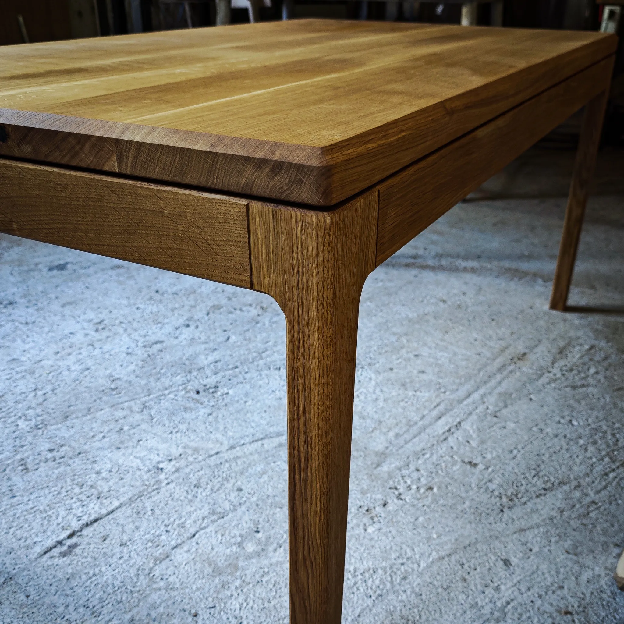 Edgar, pareni orah, 160 x 90 cm