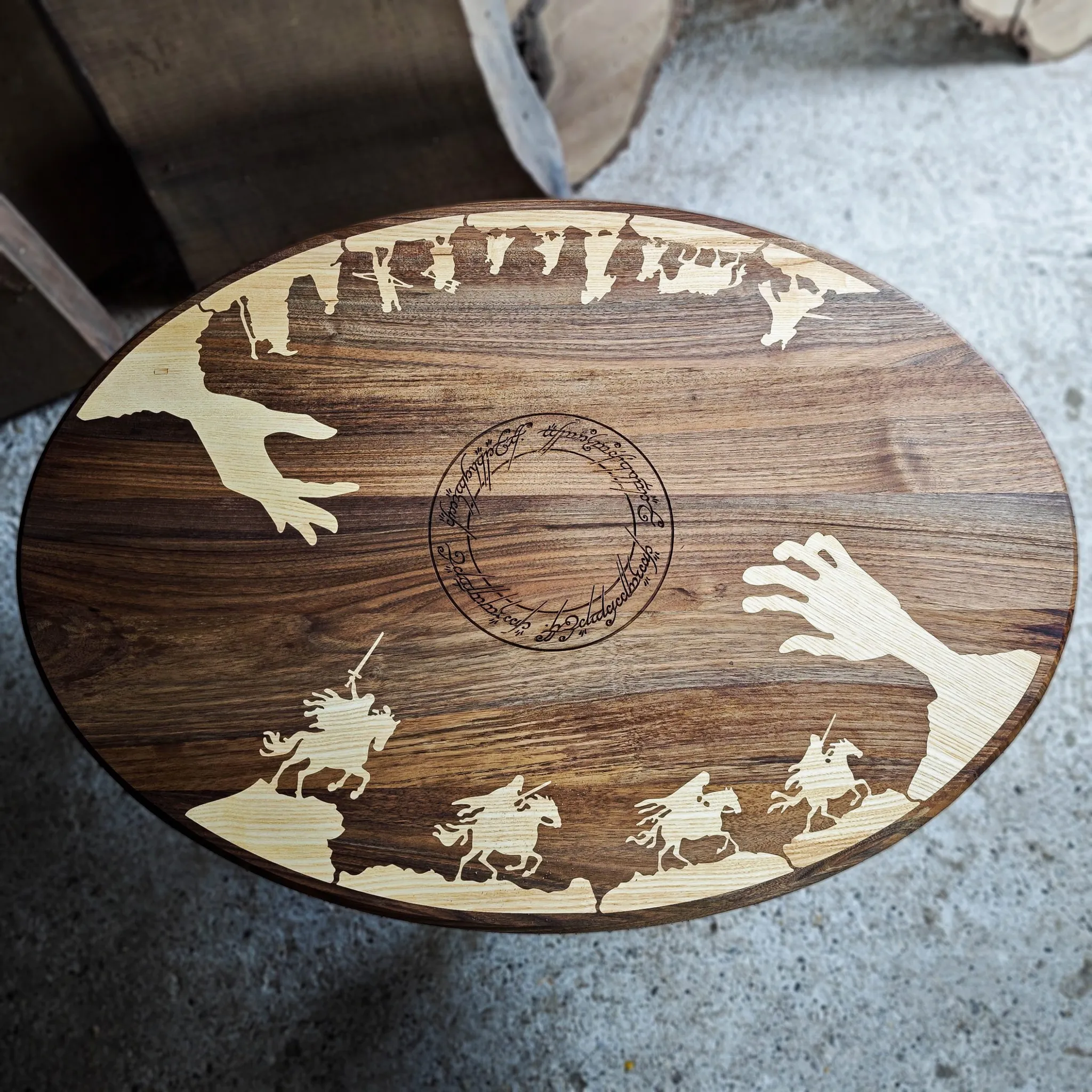 Ringbound klub-sto, orah