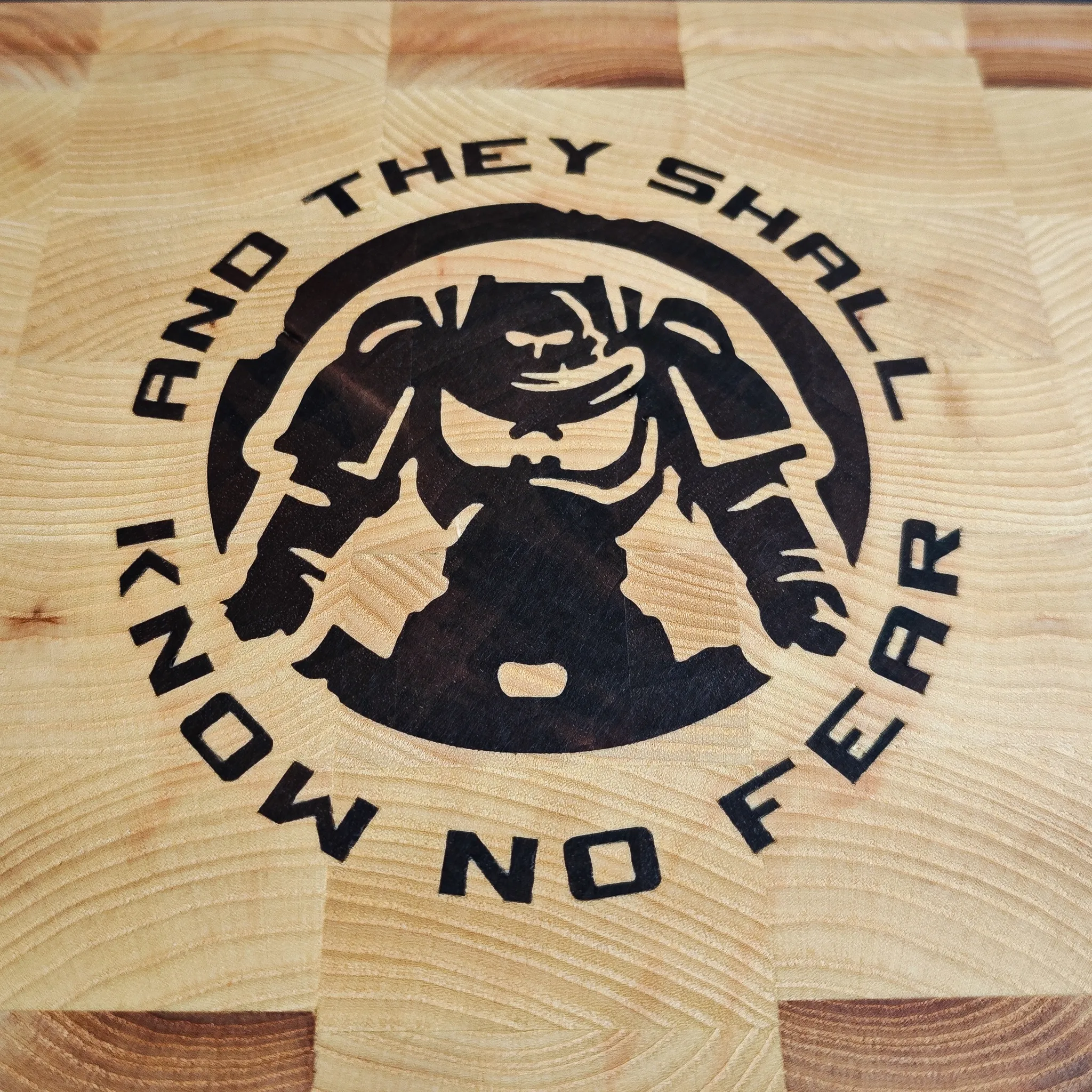 Warhammer 40k, daska, jasen, intarzija pareni orah