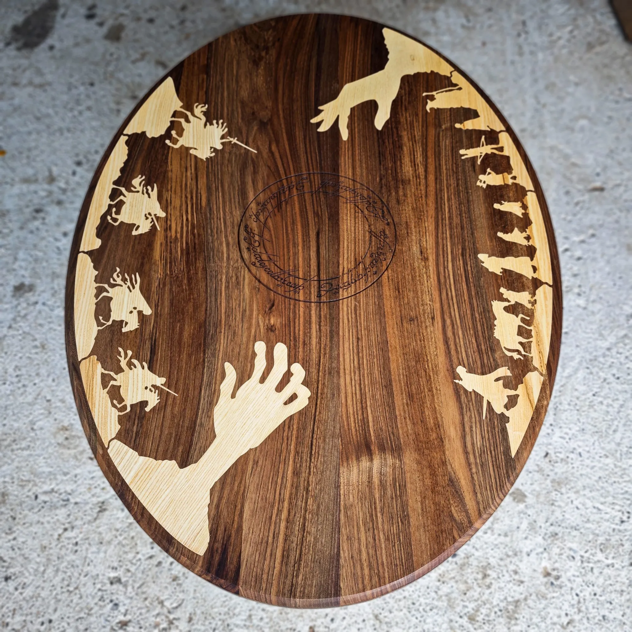 Ringbound klub-sto, orah