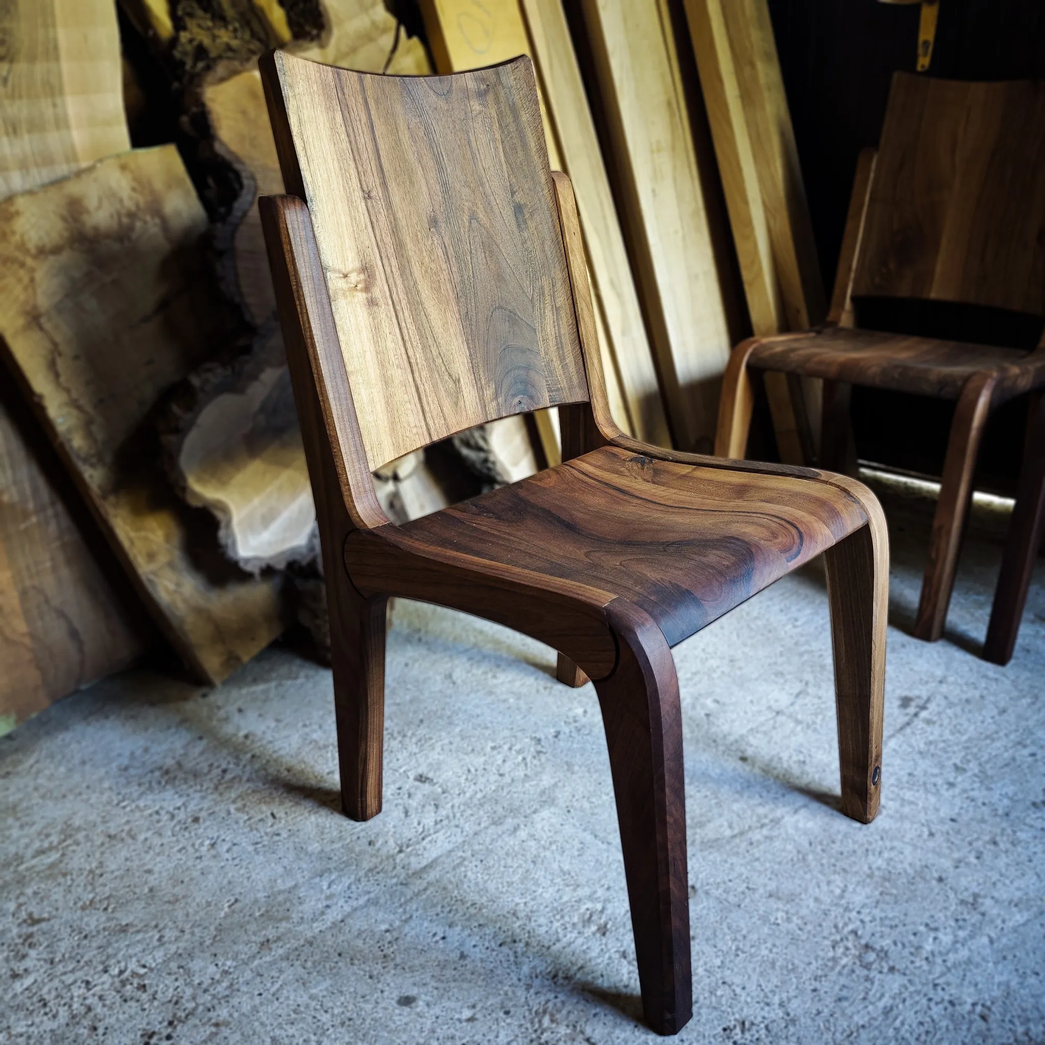 Nostalgija stolica, pareni orah