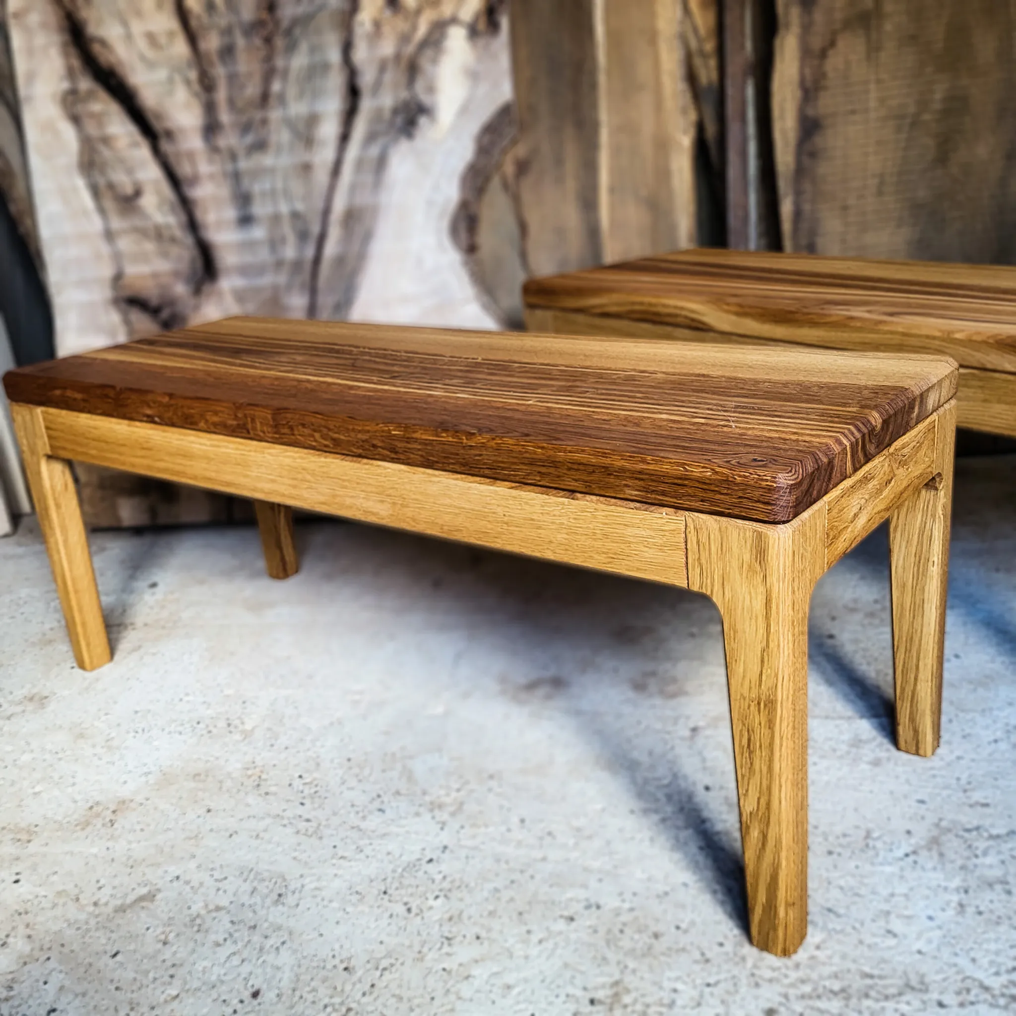 Klupe u stilu Edgar stola, rotovani hrast, 120 cm širine