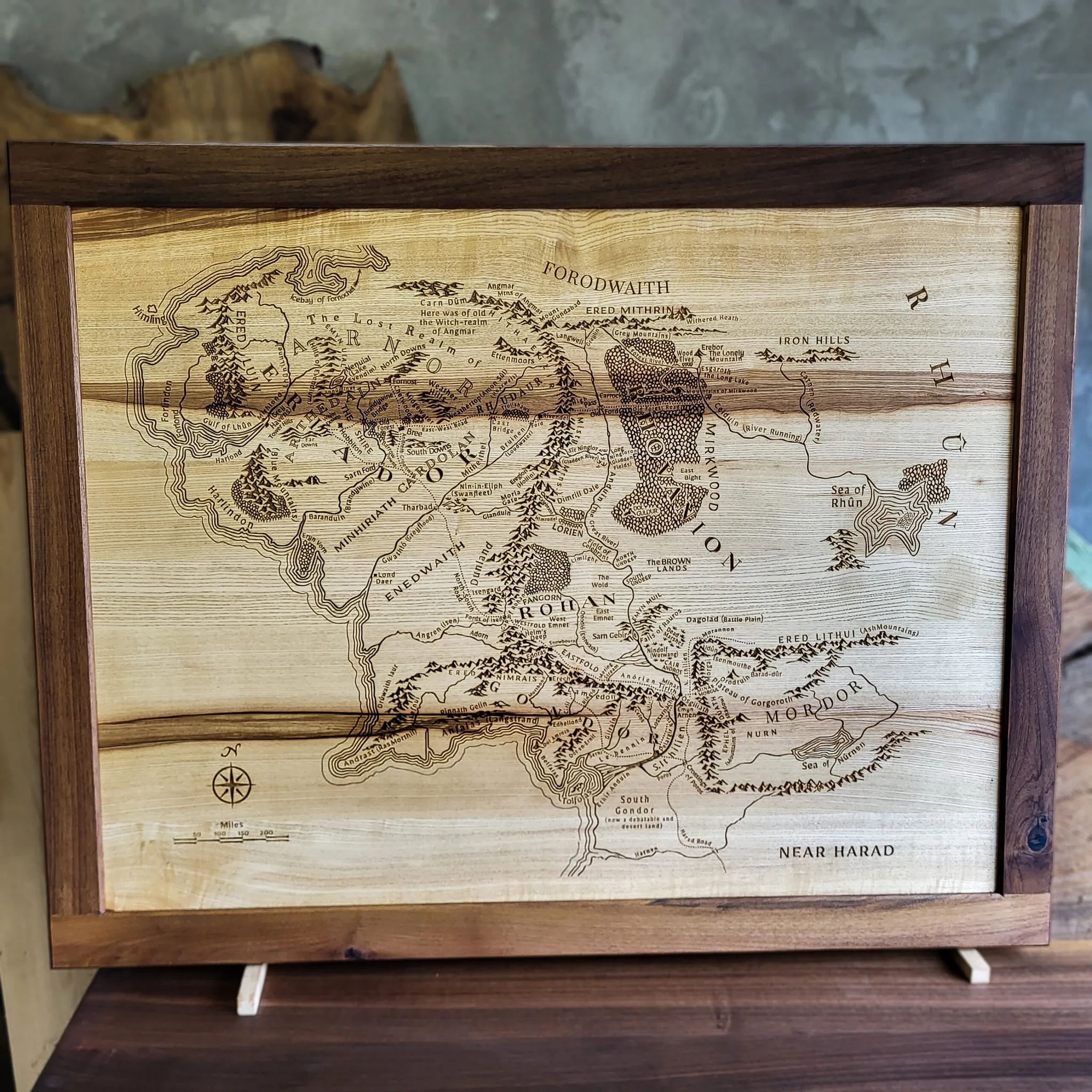 Mapa Srednje Zemlje, 120 x 100 cm, jasen i orah