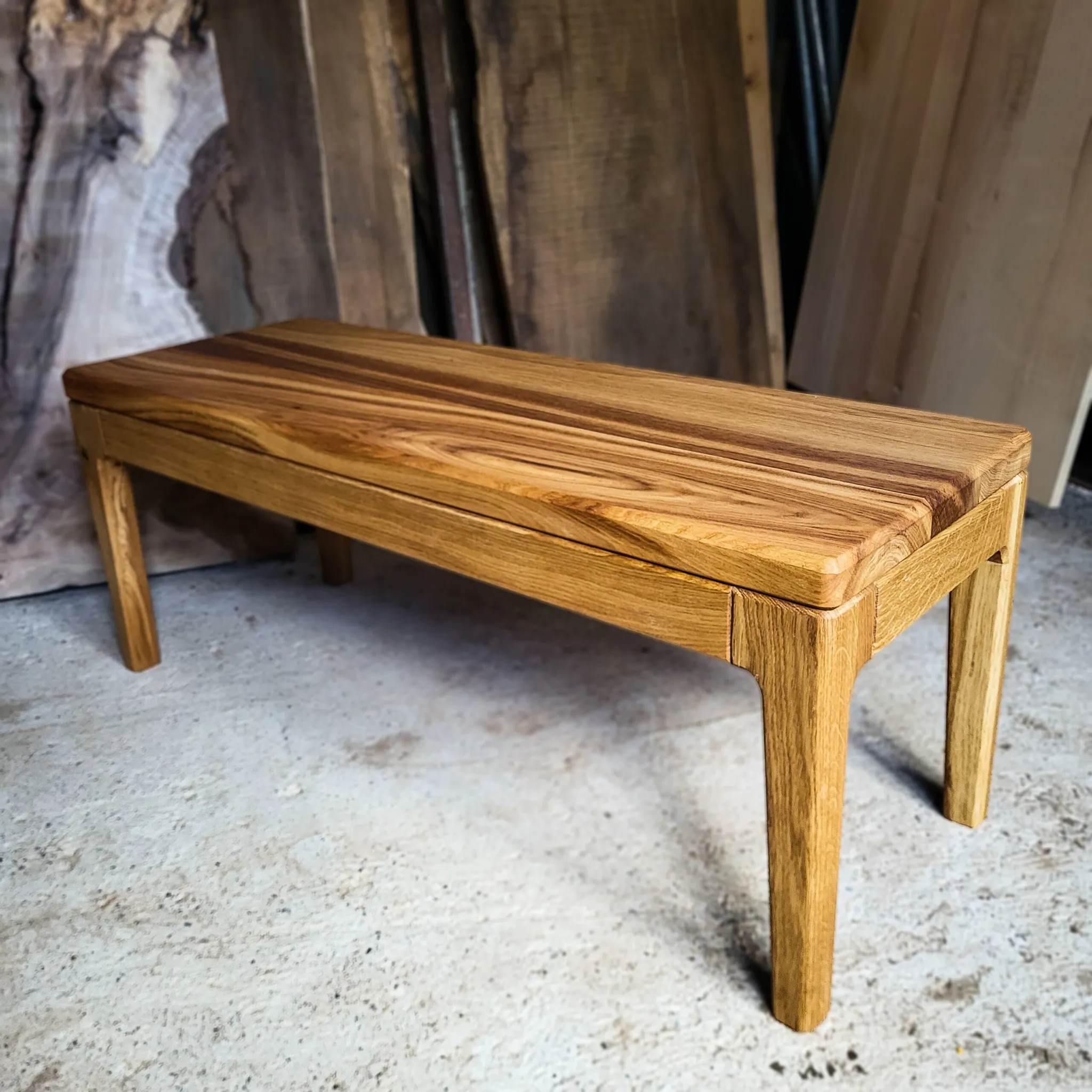 Klupe u stilu Edgar stola, rotovani hrast, 120 cm širine