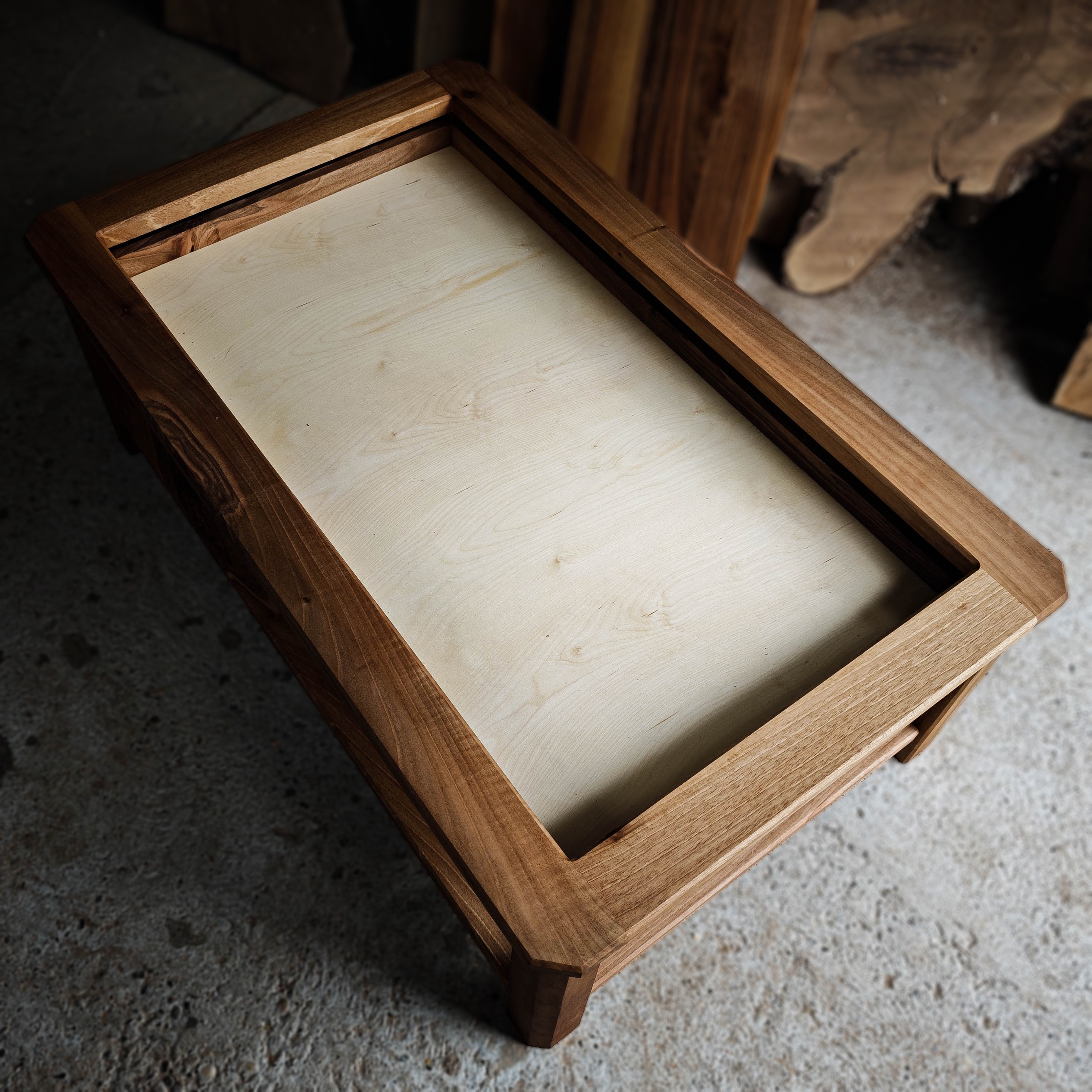 Klub-sto za društvene igre, Avanturista, pareni orah, 130 x 80 cm