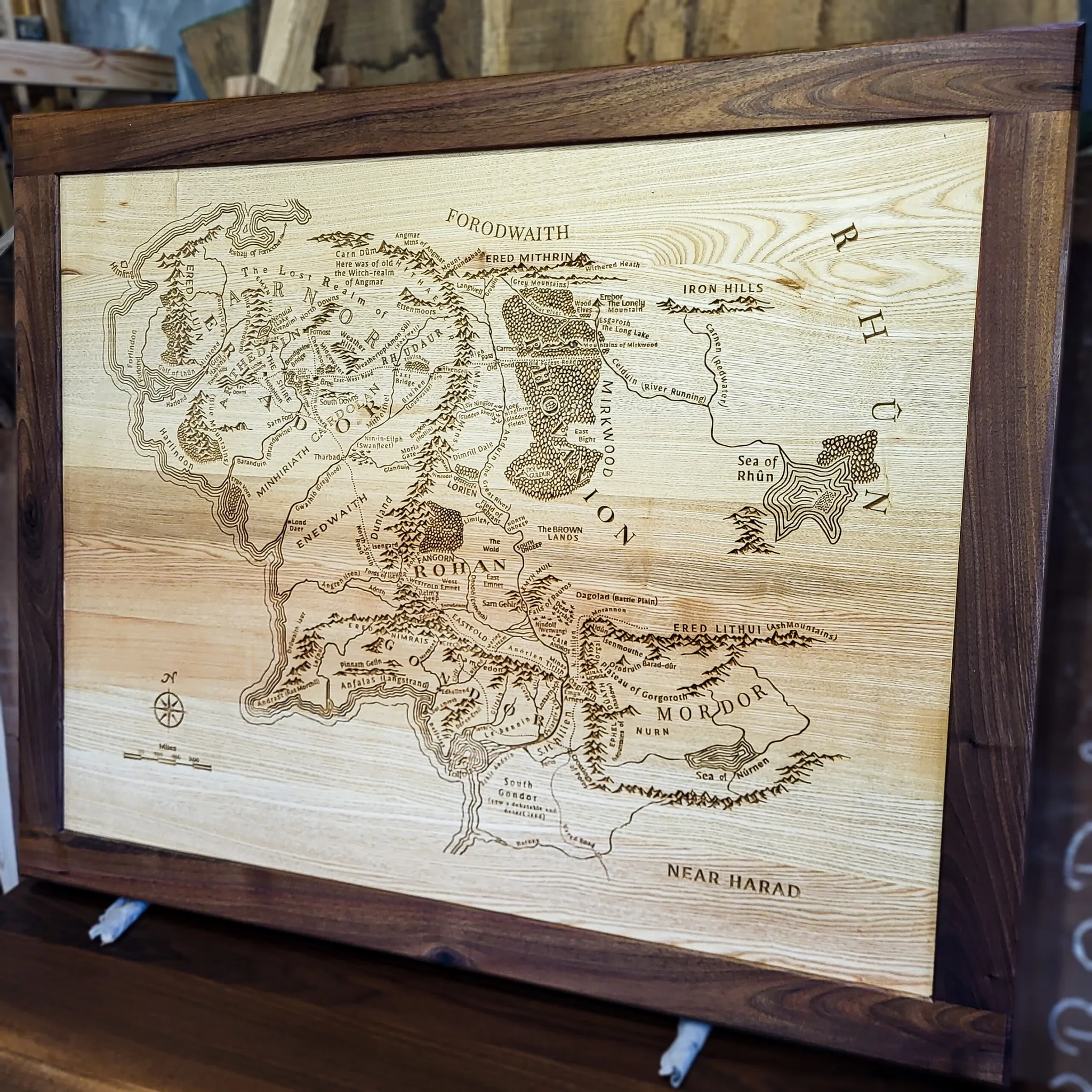 Mapa Srednje Zemlje, 120 x 100 cm, jasen i orah