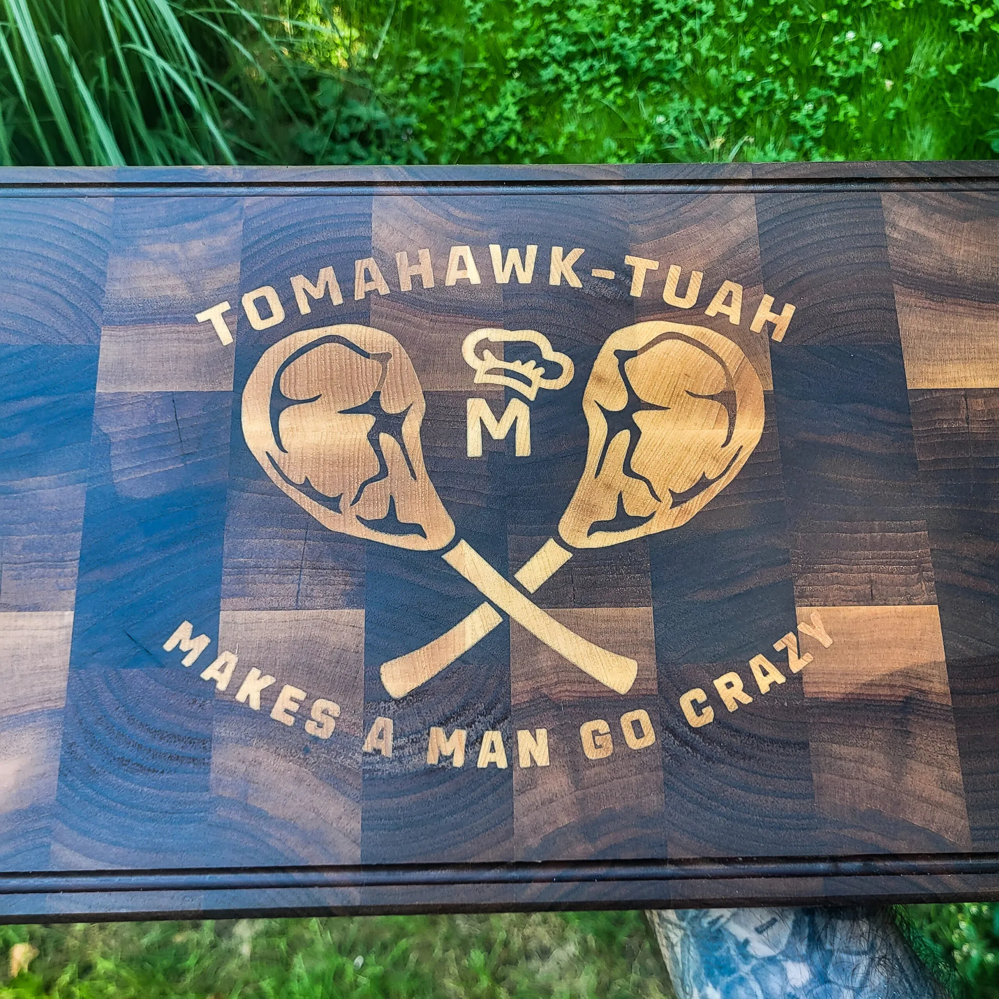 Tomahawk-Tuah, end-grain daska za sečenje