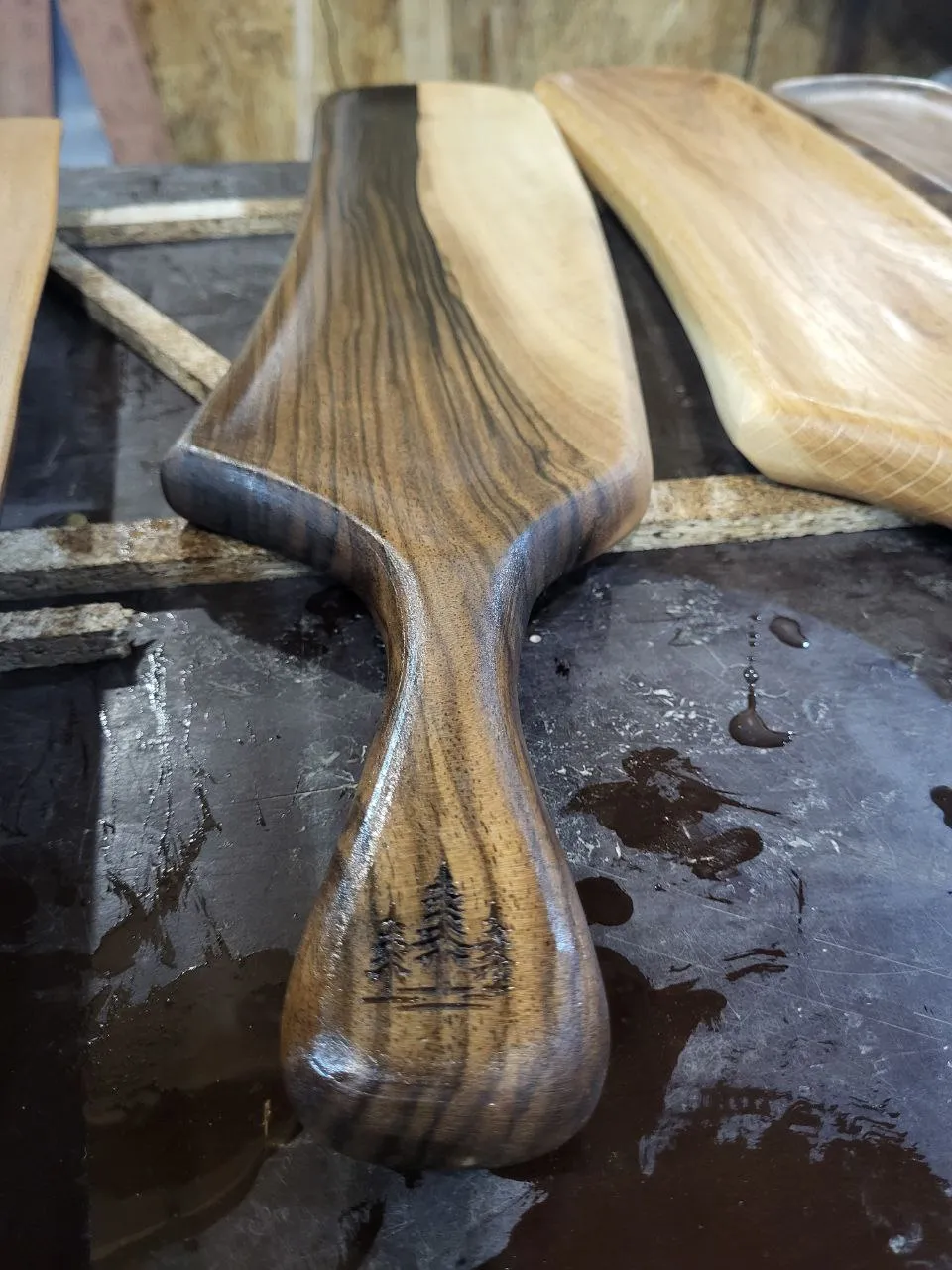 Daske za služenje, Kriketarke