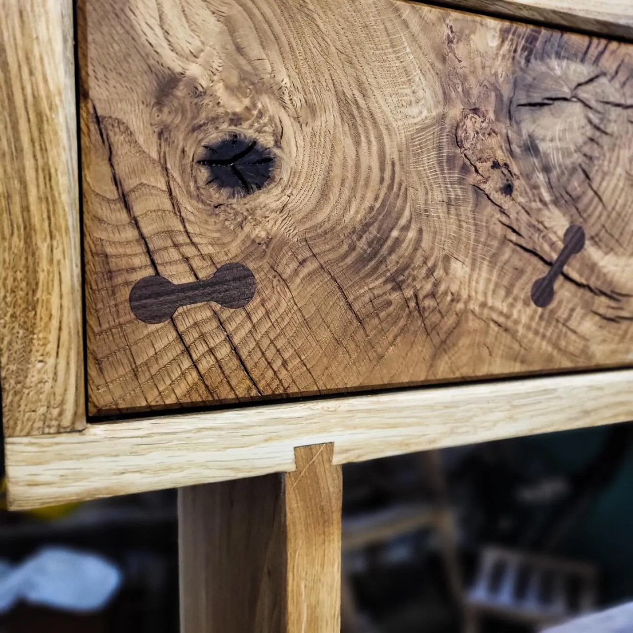 Biblioteka, hrast, 250 x 250 cm